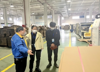 景興產品 抗“疫”先行 | 平湖景包優先生產防疫專用感染性廢物收集箱，全力支援疫情防控